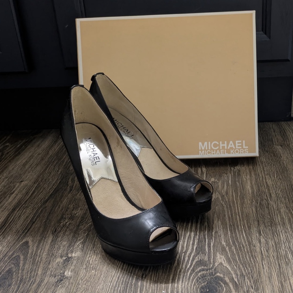 Michael Kors Classic Black Peep Toe Pumps